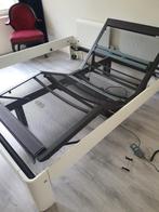 Auping auronde deelbaar dubbel elektrisch 180-200-48 cm, Huis en Inrichting, Ophalen, Wit, Tweepersoons, Zo goed als nieuw