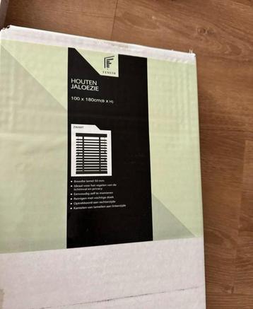 Zwarte Houten Jaloezie 100x180cm nieuw in doos beschikbaar voor biedingen