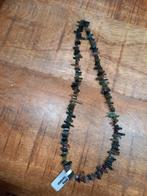 Ketting van toermalijn staafjes, Verzamelen, Mineralen en Fossielen, Ophalen of Verzenden