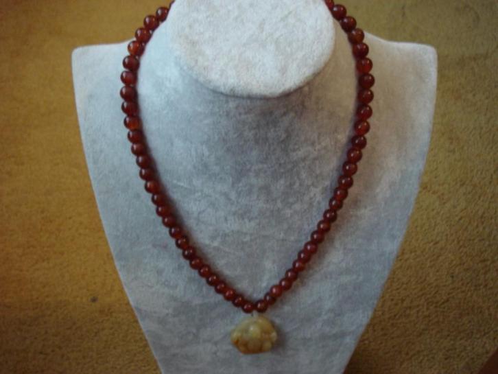 Kornalijn collier met Jade Buddha hanger, Sieraden, Tassen en Uiterlijk, Kettingen, Nieuw, Steen of Mineraal, Overige kleuren
