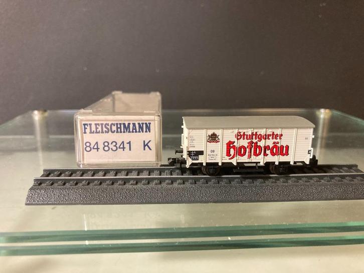 Fleischmann 84 8341K Wärmeschutzwagen ´Stuttgarter Hofbräu´, Hobby en Vrije tijd, Modeltreinen | N-Spoor, Zo goed als nieuw, Wagon