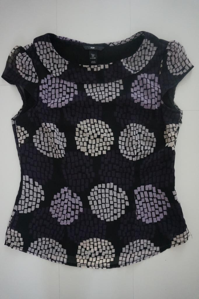 Blouse / Top H&M ronde kraag mt 38 - zwart crème lila paars, Kleding | Dames, Blouses en Tunieken, Zo goed als nieuw, Maat 38/40 (M)