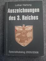 Het is een naslagwerk over onderscheidingen uit de periode v, Ophalen, Landmacht, Duitsland, Boek of Tijdschrift