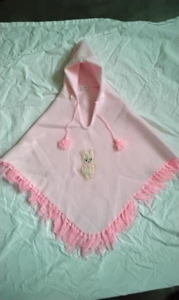 Poncho 1-2  jaar roze  beschikbaar voor biedingen