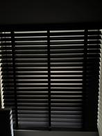 Houten zwarte jaloezieen 9stuks, Huis en Inrichting, Stoffering | Gordijnen en Lamellen, Ophalen, Zo goed als nieuw