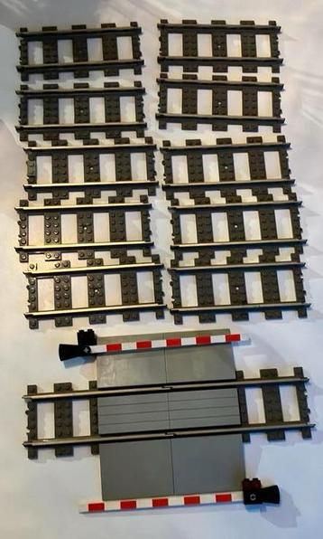 Lego 9v treinrails, 4515, inclusief overgang beschikbaar voor biedingen