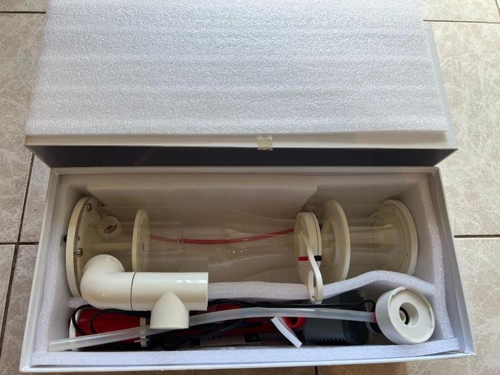 Vertex Omega 130, Dieren en Toebehoren, Vissen | Aquaria en Toebehoren, Zo goed als nieuw, Filter of Co2, Ophalen of Verzenden