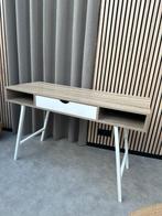 Abbetved bureau van Jysk B48 x L120 x H76 cm, Huis en Inrichting, Ophalen, Zo goed als nieuw