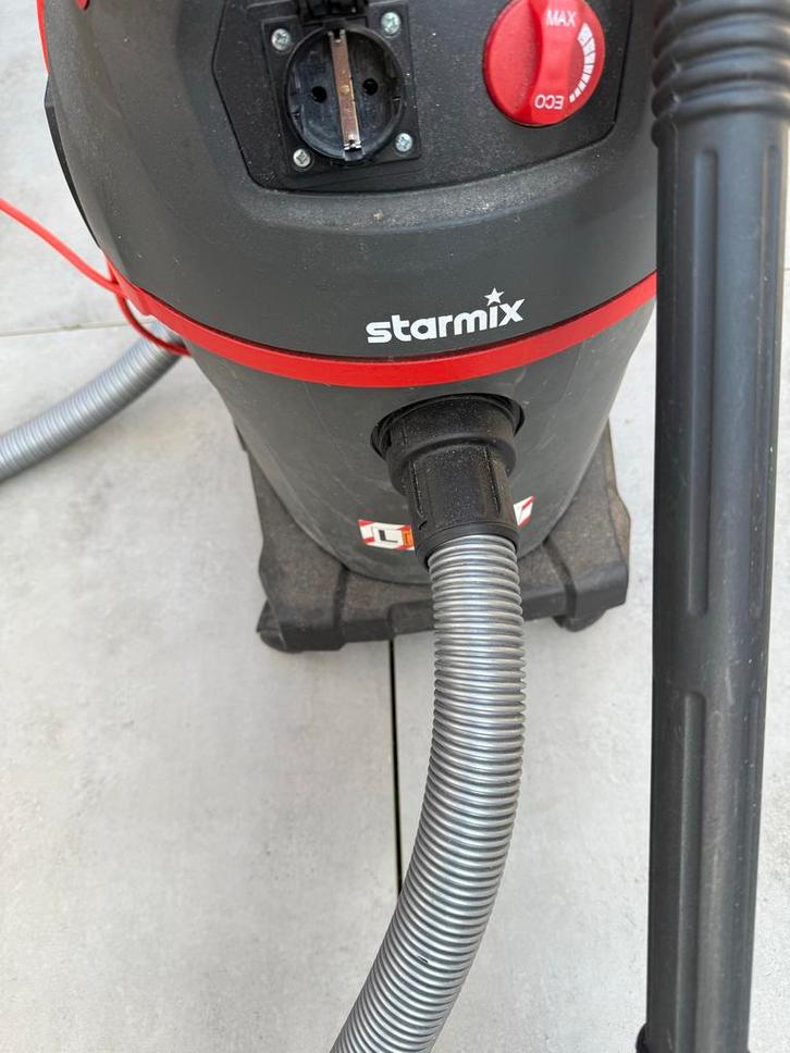 Electrostar Starmix Bouwstofzuiger met Stopcontact, Witgoed en Apparatuur, Stofzuigers, Gebruikt, Stofzuiger, Ophalen of Verzenden