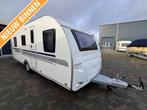 Adria Adora 563PT bj.2012, 3 pers.stapelbed!Nieuwe voortent!, Caravans en Kamperen, Caravans, Rondzit, Bedrijf, Meer dan 6, Ringverwarming