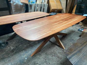 Tafel deens ovaal 240x100 noten of acacia uitzoeken 469 beschikbaar voor biedingen