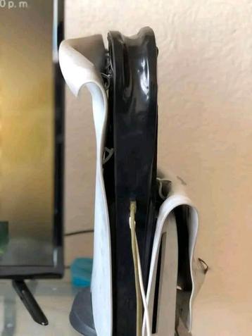 Gezocht: defecte playstation 5 beschikbaar voor biedingen