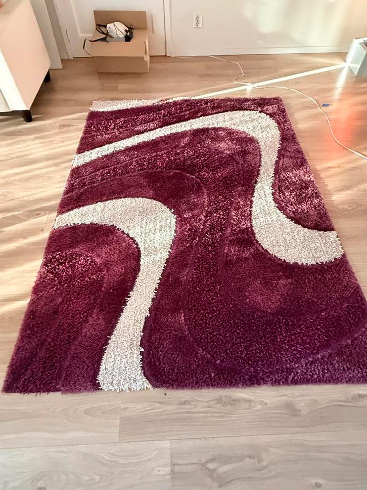 Mooi Hilal vloerkleed - 160x220 cm, Huis en Inrichting, Stoffering | Tapijten en Kleden, Zo goed als nieuw, 150 tot 200 cm, 200 cm of meer