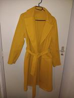 Mantel, Kleding | Dames, Ophalen of Verzenden, Zo goed als nieuw, Maat 38/40 (M), Geel