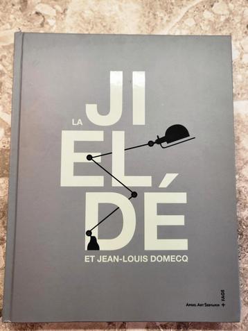 Jielde Lamp: Geschiedenis in Boekvorm beschikbaar voor biedingen