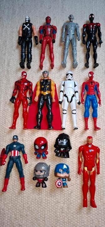 10 Grote Super Helden en 4 Advangers Mighty Muggs Figuren  beschikbaar voor biedingen