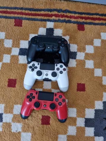 Ps4 contollers beschikbaar voor biedingen