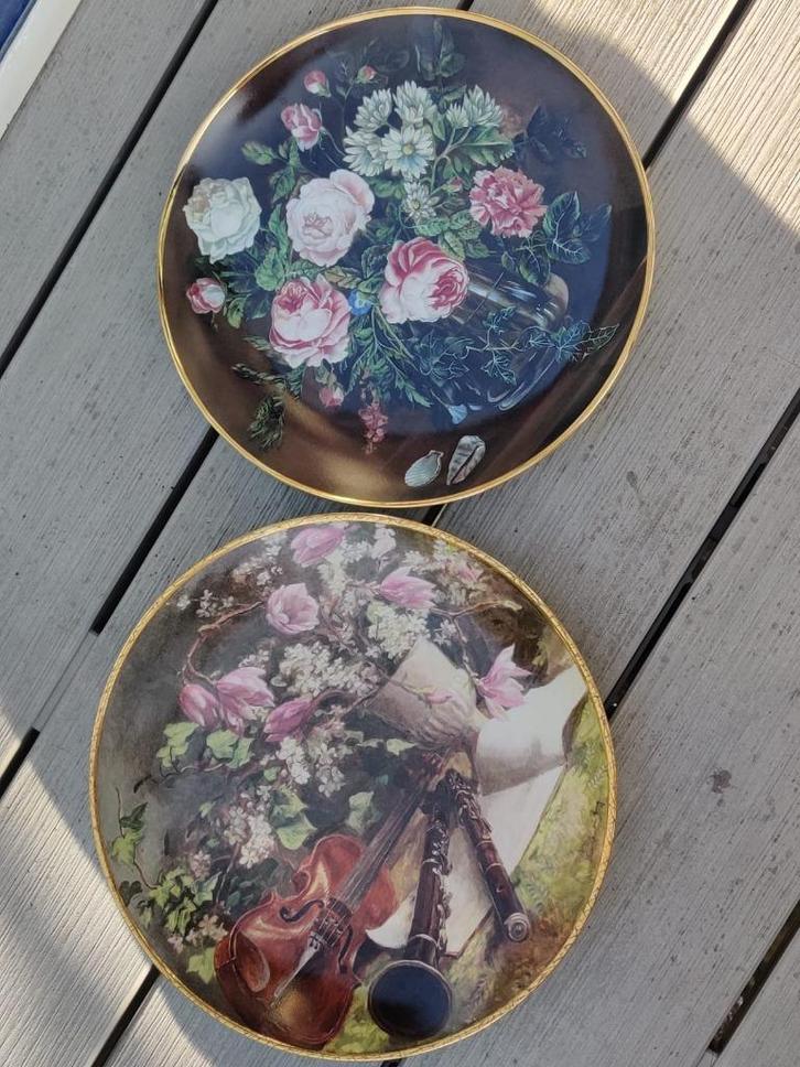 ️ Twee Koninklijke Mosa sierborden doorsnee ca. 21 cm, Antiek en Kunst, Antiek | Wandborden en Tegels, Ophalen