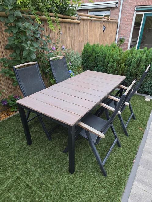 Tuinset Tuintafel en Tuinstoelen 4 stuks, Tuin en Terras, Tuinsets en Loungesets, Gebruikt, Tuinset, 4 zitplaatsen, Eettafel, Stoel