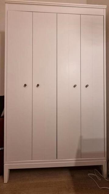 Ikea Idanas kledingkast beschikbaar voor biedingen