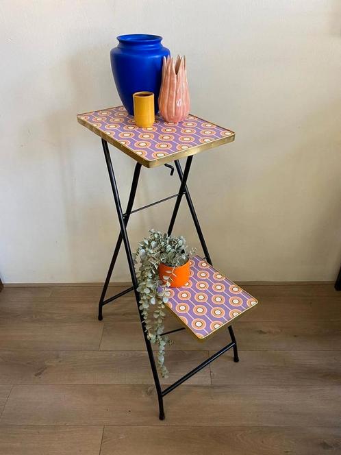 Vintage omgebouwde diaprojector naar plantentafel, Huis en Inrichting, Woonaccessoires | Zuilen en Pilaren, Zo goed als nieuw