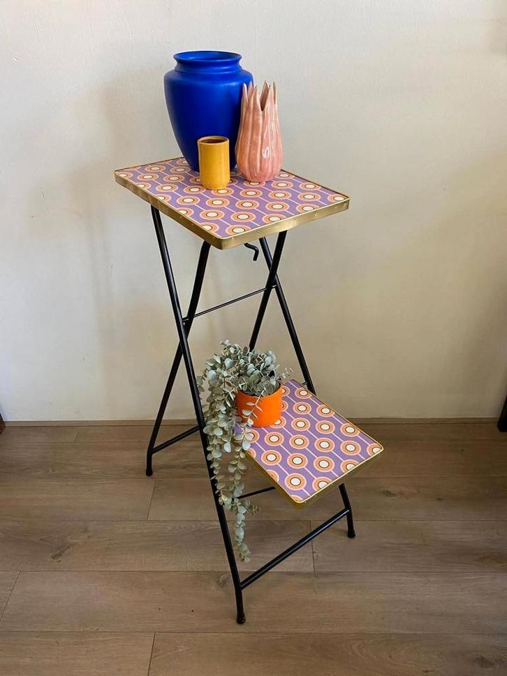 Vintage omgebouwde diaprojector naar plantentafel, Huis en Inrichting, Woonaccessoires | Zuilen en Pilaren, Zo goed als nieuw