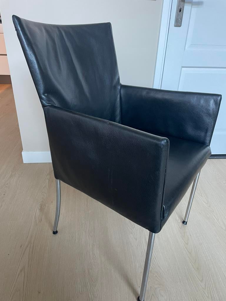 Bert Plantagie Arc design zwart lederen stoelen 2 stuks, Ophalen, Zo goed als nieuw, Zwart, Vijf, Zes of meer stoelen