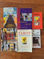 6 boeken waaronder H. Banzhaf - Handboek tarot, Boeken, Tarot of Kaarten leggen, Overige typen, Ophalen of Verzenden, Zo goed als nieuw