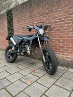 Beta rr 50 motard special edition x, Fietsen en Brommers, Ophalen, 6 versnellingen, Maximaal 45 km/u, Zo goed als nieuw