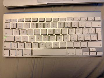 Apple A1314 Azerty ingesteld als Qwerty toetsenbord beschikbaar voor biedingen
