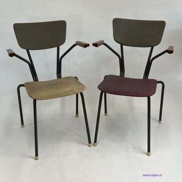 2 originele buisframe stoeltjes, jaren 60 beschikbaar voor biedingen