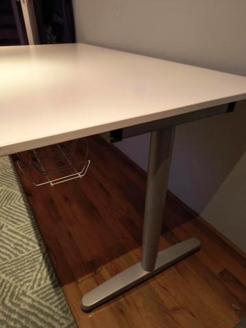 Stevig Ikea Galant bureau. - afbeelding 2