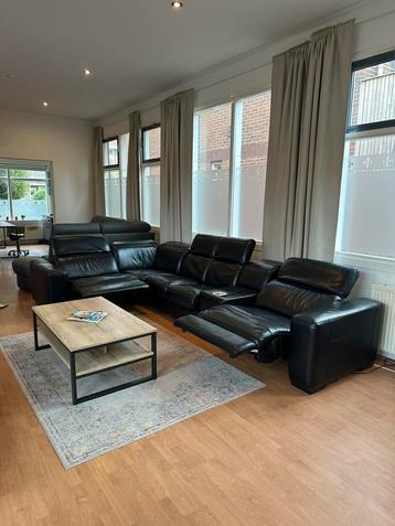Zwart leren relax hoekbank bank bankstel Z.G.A.N. beschikbaar voor biedingen