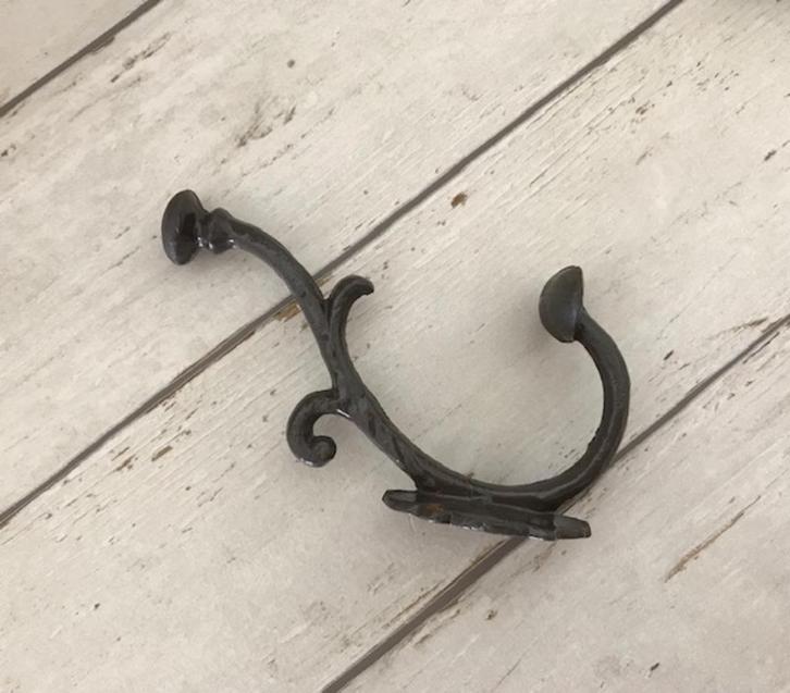 Franse dubbele gietijzeren wand kapstokhaak wandhaak, Huis en Inrichting, Woonaccessoires | Kapstokken, Zo goed als nieuw, Wandhaken