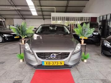 Volvo V40 Cross Country 2.0 D2 AUTOMAAT 140PK! 2015 beschikbaar voor biedingen