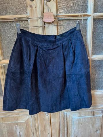 Suite 22 suede rok donkerblauw maat 38 beschikbaar voor biedingen