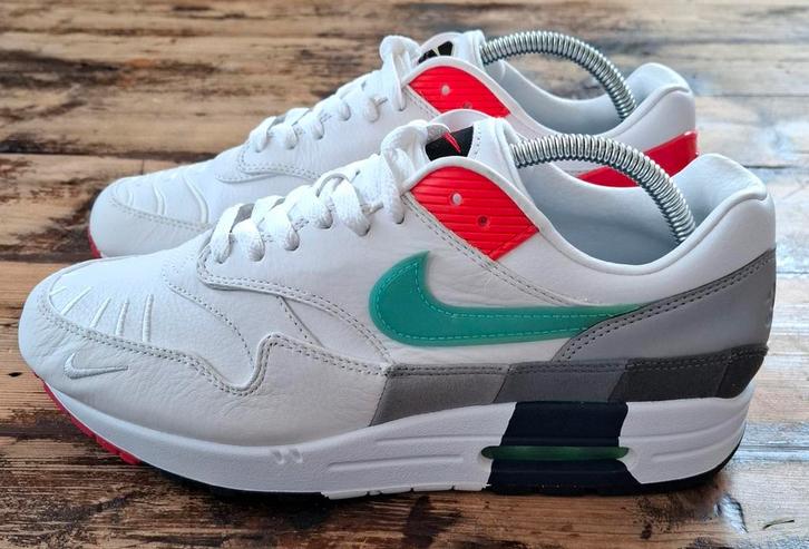 Nike Air Max 1 "Evolution of Icons" - Maat 42, Kleding | Heren, Schoenen, Nieuw, Sneakers of Gympen, Overige kleuren, Ophalen of Verzenden