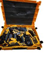 Nieuwe DeWalt 4-in-1 Gereedschapset, Doe-het-zelf en Verbouw, Gereedschap | Boormachines, Ophalen of Verzenden, Nieuw, Boor- en Schroefmachine