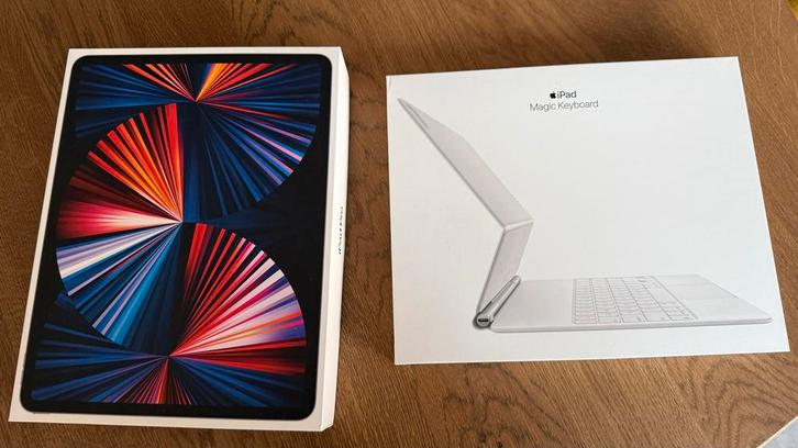 iPad Pro 12.9" 128GB 5th gen + Magic Keyboard - Wit, Computers en Software, Apple iPads, Zo goed als nieuw, Apple iPad Pro, Wi-Fi