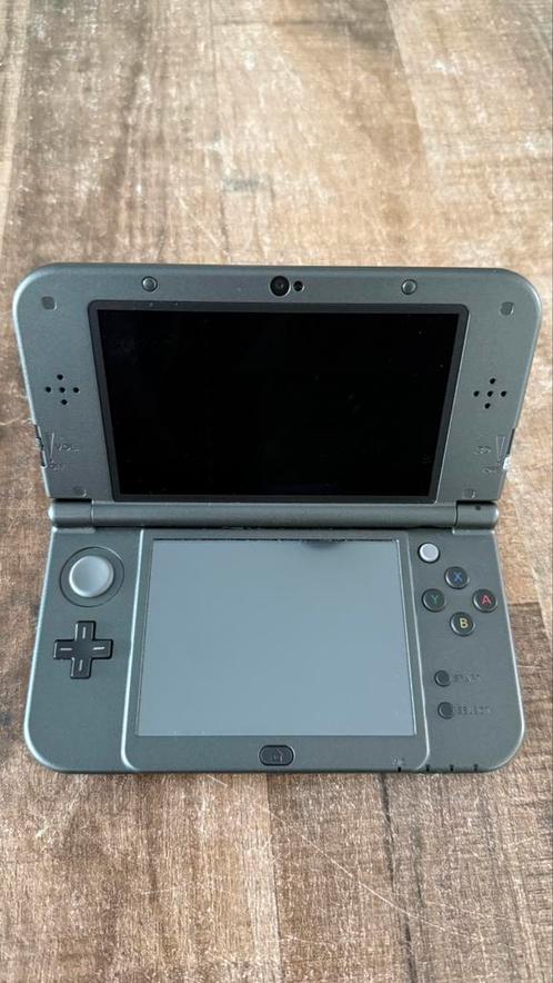 New Nintendo 3DS XL, Spelcomputers en Games, Spelcomputers | Nintendo 2DS en 3DS, Zo goed als nieuw, 3DS, Ophalen