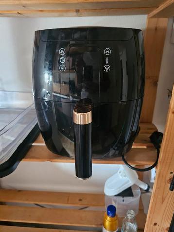Airfryer Swiss Pro als nieuw zie foto's beschikbaar voor biedingen