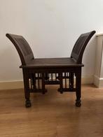 Kruk met houtsnijwerk uit Indonesië, Chinese stijl, Huis en Inrichting, Ophalen, Gebruikt, Bruin, Indonesisch, Chinees