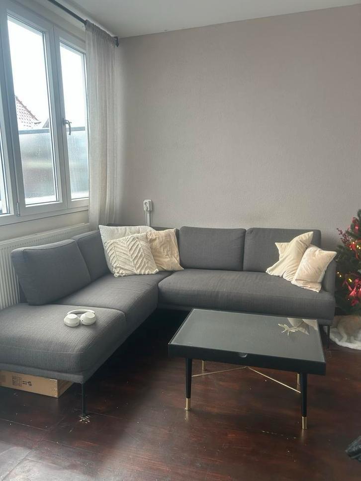 Zwarte Westwing Hoekbank (mag voor €250 weg), Huis en Inrichting, Banken | Bankstellen, Gebruikt, Hoekbank, Vierpersoons of meer