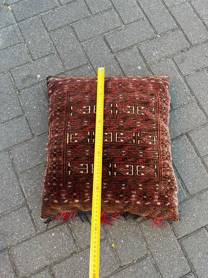 Vintage Perzisch Kussen - Uniek Design, Huis en Inrichting, Woonaccessoires | Kussens, Gebruikt, Rood, Vierkant, Ophalen of Verzenden