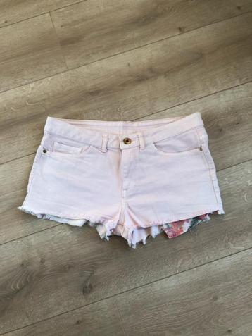 Mango korte broek / shorts in lichtroze. Low waist 38 beschikbaar voor biedingen