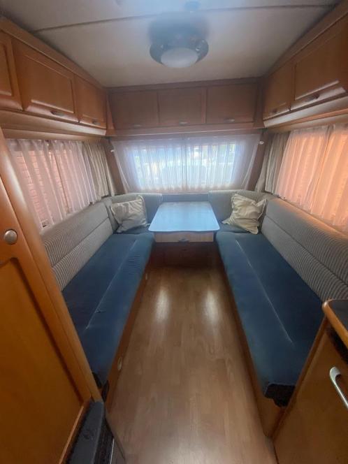 Eriba Nova 390, Caravans en Kamperen, Caravans, Particulier, tot en met 2, 1000 - 1250 kg, Standaardzit, Eriba, 5 tot 6 meter