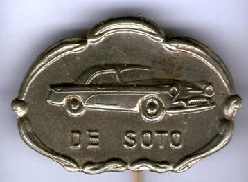 De Soto zilverkleurig schild speldje ( E_051 ) beschikbaar voor biedingen