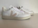 Veja Women V12  sneaker gympen wit beige maat 40, Verzenden, Wit, Veja, Sneakers of Gympen