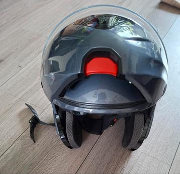 Crivit motorhelm maat L (59-60 cm) met extra’s beschikbaar voor biedingen