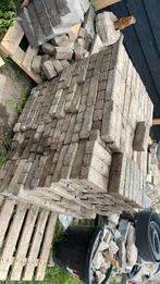 Klinkers 20x5x6 uit de grond (550 stuks en nog halve), Ophalen, Klinkers, 5 tot 10 m², Zo goed als nieuw